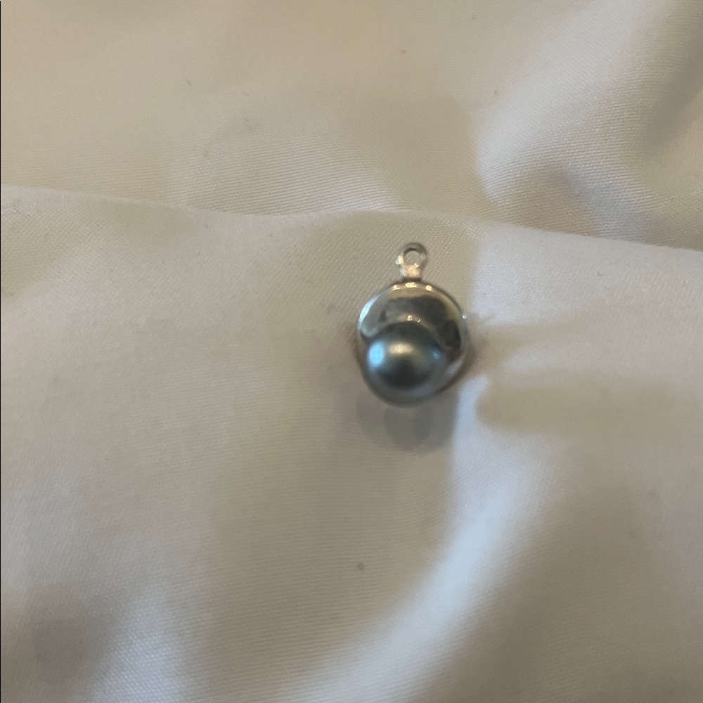 Silver and Gray Tie Accessory
